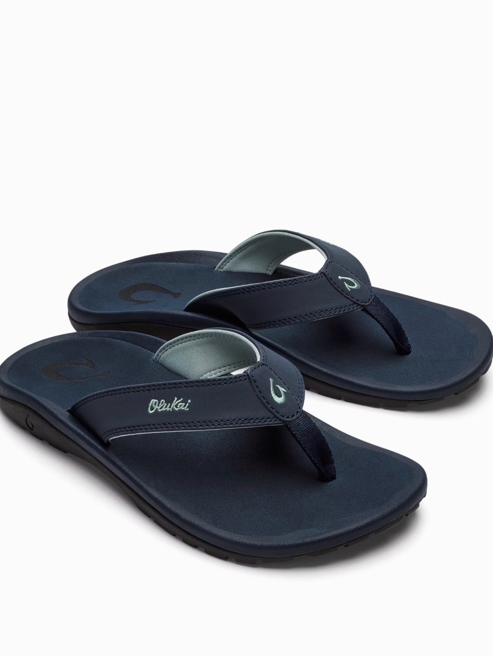 OluKai ‘Ohana Trench Blue Sandals